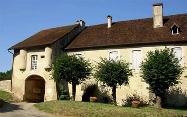 Exposition d'art et d'artisanat local au château de Quintigny