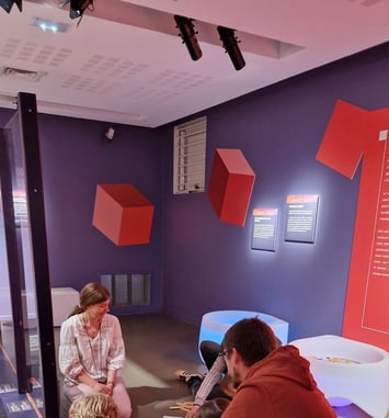 Visite guidée « Jeux de construction : du cube au pixel »