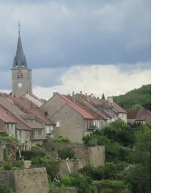 Visite guidée des remparts et bastions du village fortifié de Montaigu