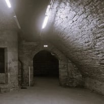 Visite flash de la maison des Orphelins et de ses caves